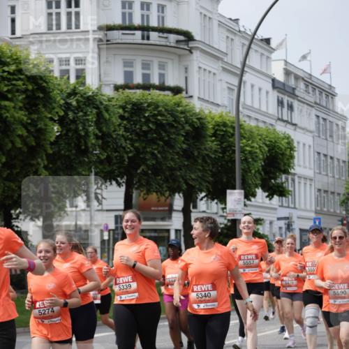 15.06.2025 - REWE Women's Run Jannik Wohlers http://msf.ph/oto/7960212 15.06.2025 09:45:24 Laufen 5274, 5339, 544, 5340, 5557, 555, 5479, 5590 meine-sportfotos.de