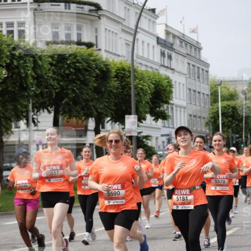 15.06.2025 - REWE Women's Run Jannik Wohlers http://msf.ph/oto/7960248 15.06.2025 09:45:26 Laufen 5440, 557, 51, 5590, 5181, 5570 meine-sportfotos.de