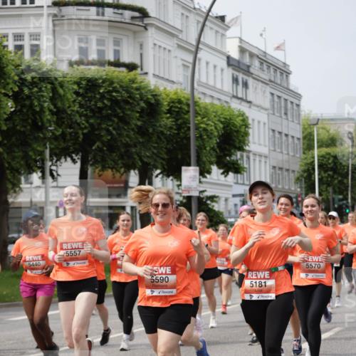 15.06.2025 - REWE Women's Run Jannik Wohlers http://msf.ph/oto/7960250 15.06.2025 09:45:26 Laufen 5440, 5557, 5590, 5181, 5570 meine-sportfotos.de