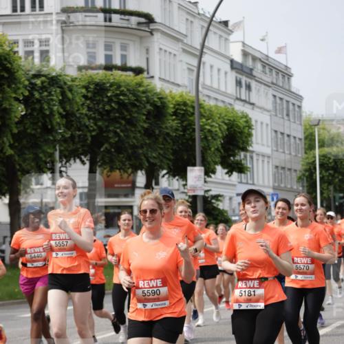 15.06.2025 - REWE Women's Run Jannik Wohlers http://msf.ph/oto/7960255 15.06.2025 09:45:26 Laufen 5557, 5440, 5590, 5181, 5570 meine-sportfotos.de
