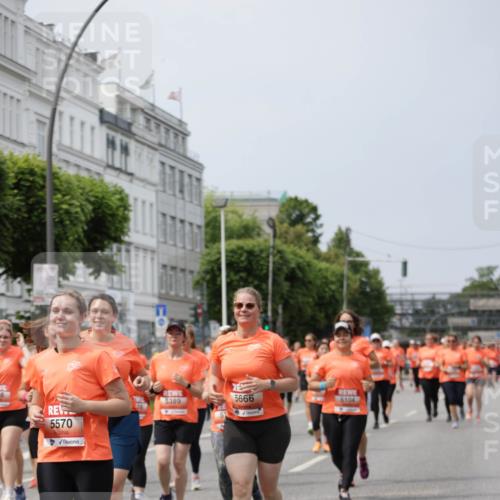 15.06.2025 - REWE Women's Run Jannik Wohlers http://msf.ph/oto/7960264 15.06.2025 09:45:27 Laufen 5570, 5389, 5666, 5104 meine-sportfotos.de