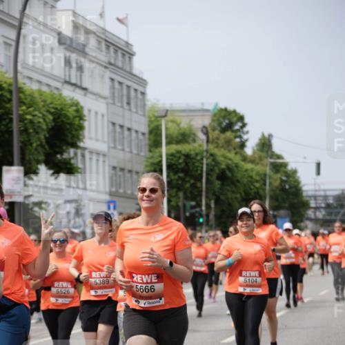 15.06.2025 - REWE Women's Run Jannik Wohlers http://msf.ph/oto/7960279 15.06.2025 09:45:28 Laufen 5389, 5526, 5666, 5104 meine-sportfotos.de
