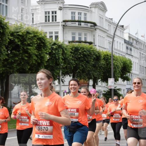 15.06.2025 - REWE Women's Run Jannik Wohlers http://msf.ph/oto/7960293 15.06.2025 09:45:28 Laufen 5109, 5570, 288, 387, 78, 5526, 5666 meine-sportfotos.de