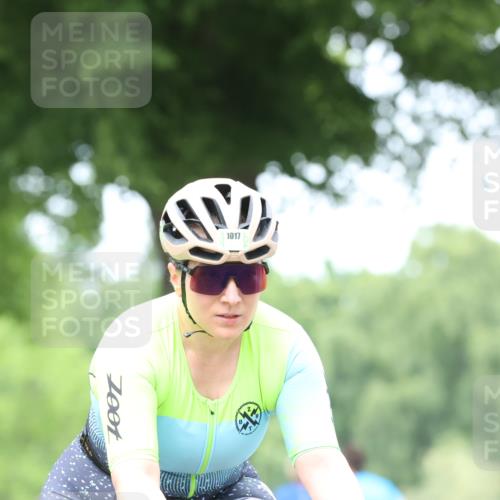 15.06.2025 - 7 Türme Triathlon Yannick Fuchs http://msf.ph/oto/7960309 15.06.2025 13:48:27 Radfahren  meine-sportfotos.de