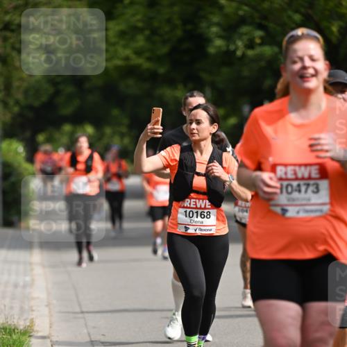 15.06.2025 - REWE Women's Run Dr. Thomas Lammeyer http://msf.ph/oto/7960326 15.06.2025 09:49:45 Laufen 10168, 10473 meine-sportfotos.de
