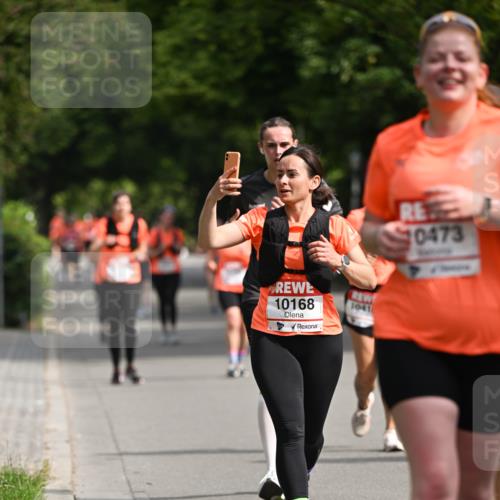 15.06.2025 - REWE Women's Run Dr. Thomas Lammeyer http://msf.ph/oto/7960332 15.06.2025 09:49:45 Laufen 10168, 1041, 0473 meine-sportfotos.de