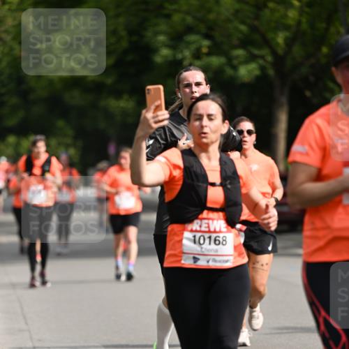 15.06.2025 - REWE Women's Run Dr. Thomas Lammeyer http://msf.ph/oto/7960359 15.06.2025 09:49:46 Laufen 10168 meine-sportfotos.de