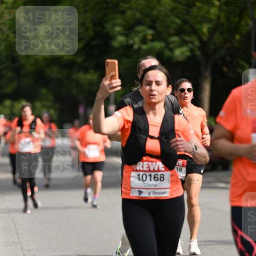 15.06.2025 - REWE Women's Run Dr. Thomas Lammeyer http://msf.ph/oto/7960364 15.06.2025 09:49:46 Laufen 10168 meine-sportfotos.de