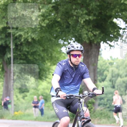 15.06.2025 - 7 Türme Triathlon Yannick Fuchs http://msf.ph/oto/7960376 15.06.2025 13:48:35 Radfahren 368, 811, 854 meine-sportfotos.de