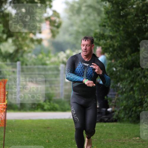 15.06.2025 - 7 Türme Triathlon Michael Strokosch http://msf.ph/oto/7960387 15.06.2025 12:11:17 Schwimmen 455, 475, 611 meine-sportfotos.de