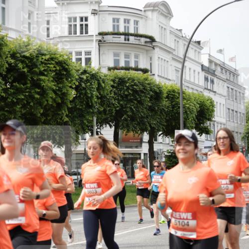 15.06.2025 - REWE Women's Run Jannik Wohlers http://msf.ph/oto/7960393 15.06.2025 09:45:31 Laufen 5603, 5255, 5104, 50, 5441 meine-sportfotos.de
