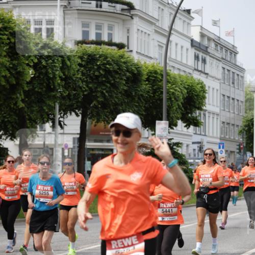 15.06.2025 - REWE Women's Run Jannik Wohlers http://msf.ph/oto/7960407 15.06.2025 09:45:33 Laufen 5103, 543, 5089, 5255, 5254, 5441, 5017 meine-sportfotos.de