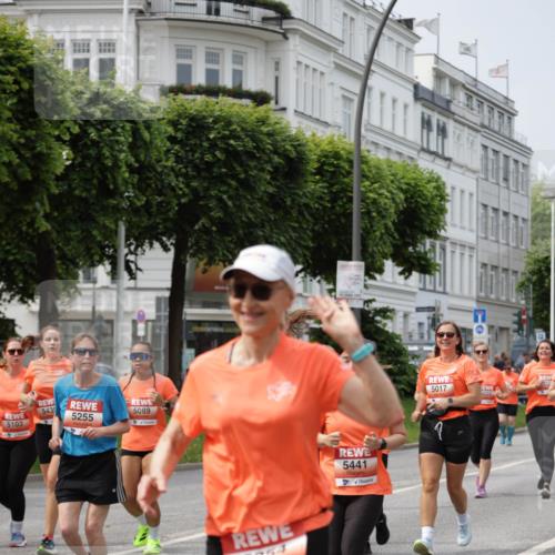 15.06.2025 - REWE Women's Run Jannik Wohlers http://msf.ph/oto/7960411 15.06.2025 09:45:33 Laufen 5103, 5439, 5089, 5255, 6254, 5441, 5017, 020 meine-sportfotos.de