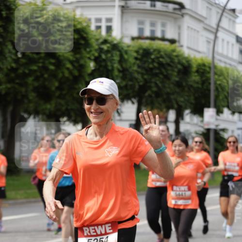 15.06.2025 - REWE Women's Run Jannik Wohlers http://msf.ph/oto/7960459 15.06.2025 09:45:34 Laufen 5254, 5441 meine-sportfotos.de