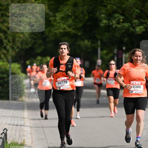 15.06.2025 - REWE Women's Run Dr. Thomas Lammeyer http://msf.ph/oto/7960487 15.06.2025 09:49:51 Laufen 10779, 0380 meine-sportfotos.de