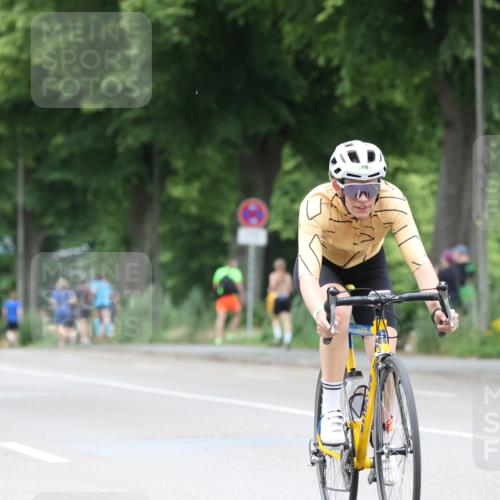 15.06.2025 - 7 Türme Triathlon Yannick Fuchs http://msf.ph/oto/7960509 15.06.2025 13:48:45 Radfahren 368, 810, 1013 meine-sportfotos.de