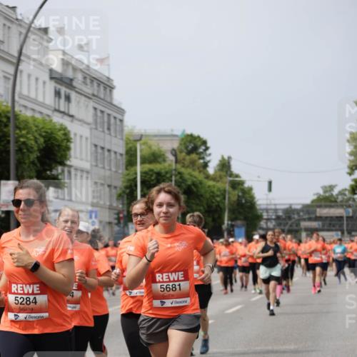 15.06.2025 - REWE Women's Run Jannik Wohlers http://msf.ph/oto/7960572 15.06.2025 09:45:37 Laufen 5284, 5681 meine-sportfotos.de