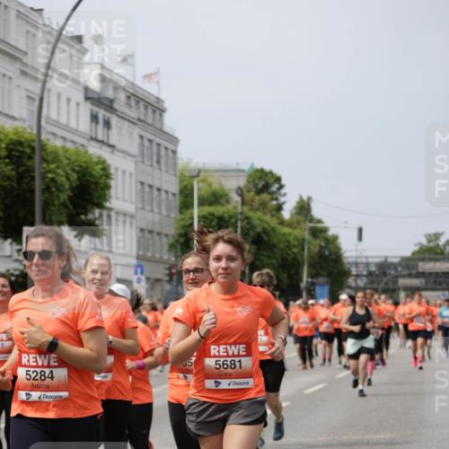15.06.2025 - REWE Women's Run Jannik Wohlers http://msf.ph/oto/7960578 15.06.2025 09:45:37 Laufen 5284, 5681 meine-sportfotos.de