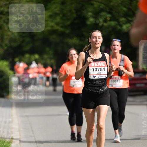 15.06.2025 - REWE Women's Run Dr. Thomas Lammeyer http://msf.ph/oto/7960600 15.06.2025 09:49:56 Laufen 10784, 10618 meine-sportfotos.de