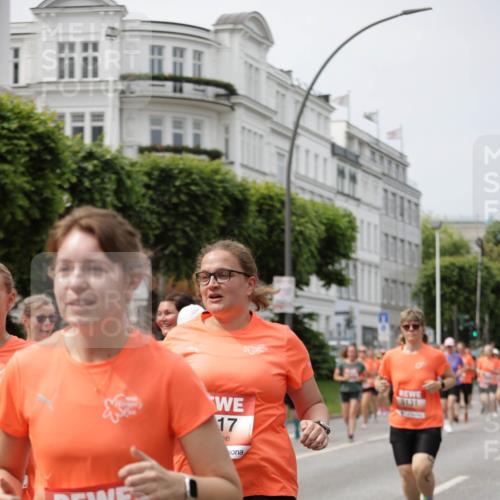 15.06.2025 - REWE Women's Run Jannik Wohlers http://msf.ph/oto/7960611 15.06.2025 09:45:39 Laufen 5681, 17, 5131 meine-sportfotos.de