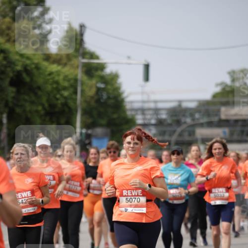 15.06.2025 - REWE Women's Run Jannik Wohlers http://msf.ph/oto/7960673 15.06.2025 09:45:44 Laufen 542, 5171, 5070, 5033 meine-sportfotos.de