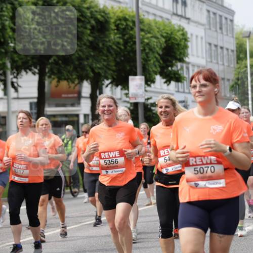 15.06.2025 - REWE Women's Run Jannik Wohlers http://msf.ph/oto/7960684 15.06.2025 09:45:48 Laufen 5298, 5317, 19, 5356, 54, 5070, 5390 meine-sportfotos.de