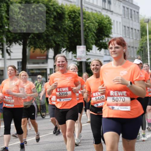 15.06.2025 - REWE Women's Run Jannik Wohlers http://msf.ph/oto/7960686 15.06.2025 09:45:48 Laufen 100, 0, 5298, 82, 5317, 5356, 51, 5420, 5070, 30, 5390 meine-sportfotos.de