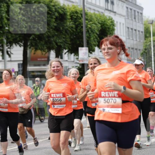 15.06.2025 - REWE Women's Run Jannik Wohlers http://msf.ph/oto/7960689 15.06.2025 09:45:48 Laufen 98, 482, 5317, 5356, 2, 5070, 330, 5390 meine-sportfotos.de