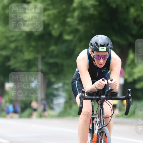 15.06.2025 - 7 Türme Triathlon Yannick Fuchs http://msf.ph/oto/7960701 15.06.2025 13:48:56 Radfahren 212, 230, 428, 761, 796, 806, 1092, 1110 meine-sportfotos.de