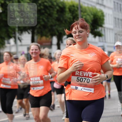 15.06.2025 - REWE Women's Run Jannik Wohlers http://msf.ph/oto/7960706 15.06.2025 09:45:49 Laufen 5356, 5070 meine-sportfotos.de