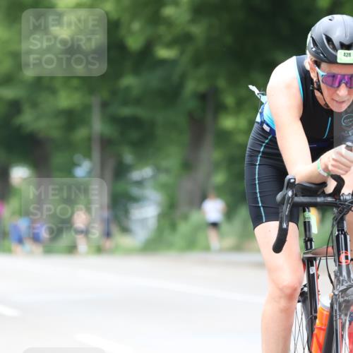 15.06.2025 - 7 Türme Triathlon Yannick Fuchs http://msf.ph/oto/7960711 15.06.2025 13:48:56 Radfahren 212, 230, 428, 761, 796, 806, 1092, 1110 meine-sportfotos.de