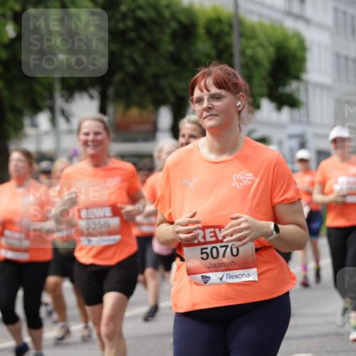 15.06.2025 - REWE Women's Run Jannik Wohlers http://msf.ph/oto/7960712 15.06.2025 09:45:49 Laufen 5356, 5070 meine-sportfotos.de