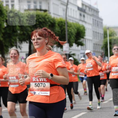 15.06.2025 - REWE Women's Run Jannik Wohlers http://msf.ph/oto/7960713 15.06.2025 09:45:49 Laufen 5356, 5070, 5390, 1014 meine-sportfotos.de
