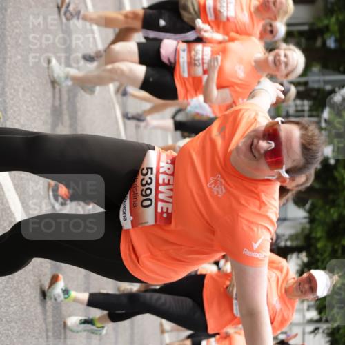15.06.2025 - REWE Women's Run Jannik Wohlers http://msf.ph/oto/7960764 15.06.2025 09:45:52 Laufen 040, 5632, 5390 meine-sportfotos.de