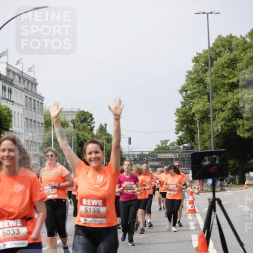 15.06.2025 - REWE Women's Run Jannik Wohlers http://msf.ph/oto/7960795 15.06.2025 09:45:53 Laufen 5159, 5033 meine-sportfotos.de