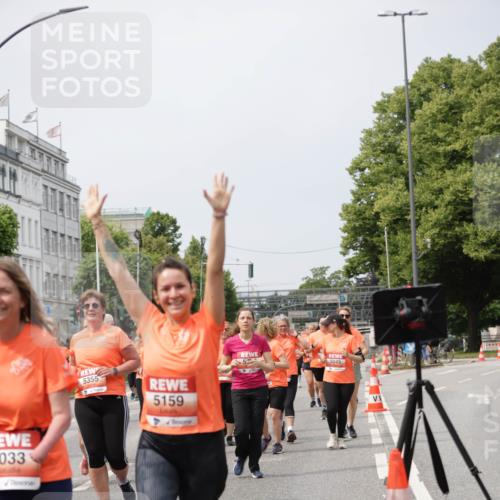 15.06.2025 - REWE Women's Run Jannik Wohlers http://msf.ph/oto/7960798 15.06.2025 09:45:53 Laufen 033, 5355, 5159, 5049 meine-sportfotos.de