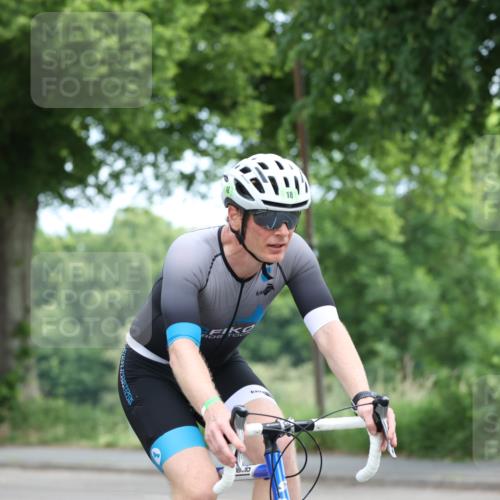 15.06.2025 - 7 Türme Triathlon Yannick Fuchs http://msf.ph/oto/7960900 15.06.2025 09:57:19 Radfahren 16, 17, 18, 19, 20 meine-sportfotos.de