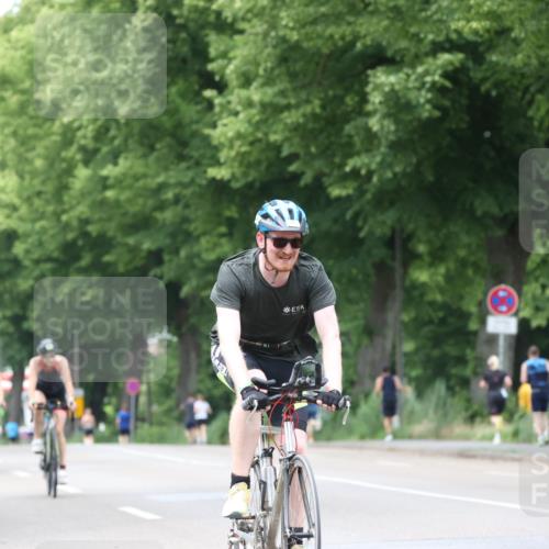 15.06.2025 - 7 Türme Triathlon Yannick Fuchs http://msf.ph/oto/7960913 15.06.2025 13:49:08 Radfahren 304, 307, 706, 756 meine-sportfotos.de