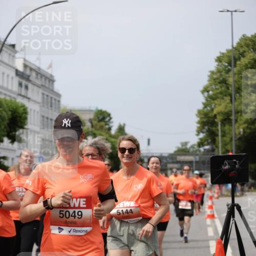 15.06.2025 - REWE Women's Run Jannik Wohlers http://msf.ph/oto/7960960 15.06.2025 09:45:58 Laufen 501, 5144, 5049 meine-sportfotos.de