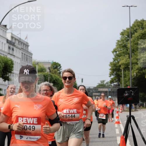 15.06.2025 - REWE Women's Run Jannik Wohlers http://msf.ph/oto/7960973 15.06.2025 09:45:58 Laufen 049, 5144 meine-sportfotos.de