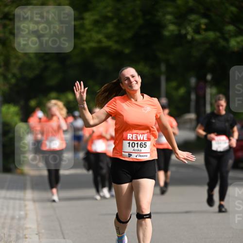 15.06.2025 - REWE Women's Run Dr. Thomas Lammeyer http://msf.ph/oto/7960976 15.06.2025 09:50:12 Laufen 10165 meine-sportfotos.de