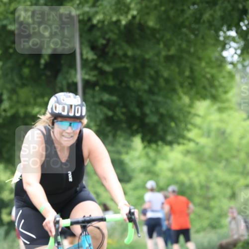 15.06.2025 - 7 Türme Triathlon Yannick Fuchs http://msf.ph/oto/7960979 15.06.2025 13:49:12 Radfahren 304, 307, 706, 720, 756, 858 meine-sportfotos.de