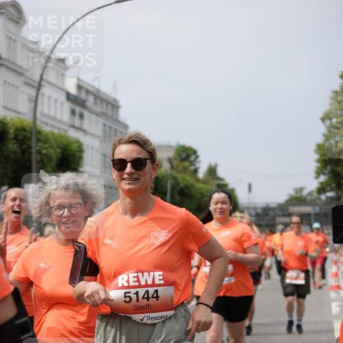 15.06.2025 - REWE Women's Run Jannik Wohlers http://msf.ph/oto/7961021 15.06.2025 09:45:59 Laufen 5144 meine-sportfotos.de