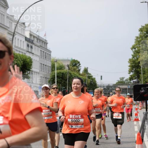 15.06.2025 - REWE Women's Run Jannik Wohlers http://msf.ph/oto/7961028 15.06.2025 09:46:00 Laufen 5504, 5002, 182 meine-sportfotos.de