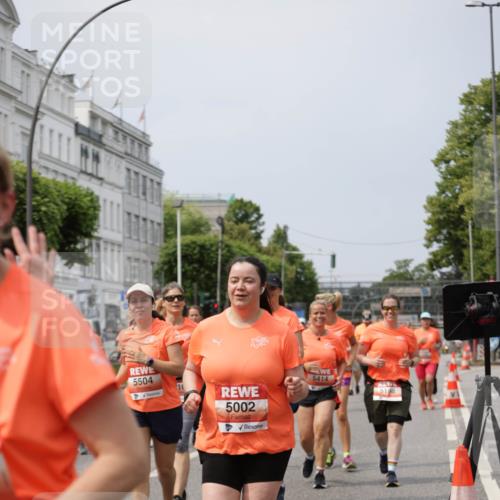 15.06.2025 - REWE Women's Run Jannik Wohlers http://msf.ph/oto/7961031 15.06.2025 09:46:00 Laufen 5504, 5002 meine-sportfotos.de