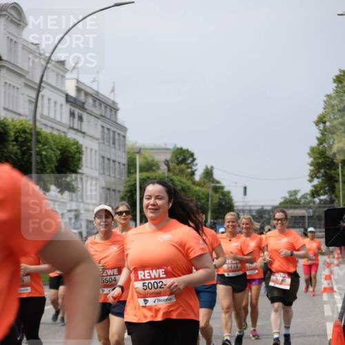 15.06.2025 - REWE Women's Run Jannik Wohlers http://msf.ph/oto/7961053 15.06.2025 09:46:00 Laufen 5414, 357, 5504, 5002, 5198 meine-sportfotos.de