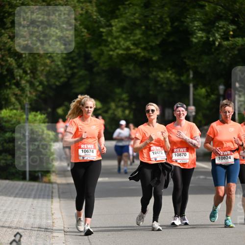 15.06.2025 - REWE Women's Run Dr. Thomas Lammeyer http://msf.ph/oto/7961090 15.06.2025 09:50:16 Laufen 10674, 10472, 10870, 10824 meine-sportfotos.de