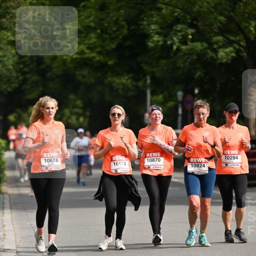 15.06.2025 - REWE Women's Run Dr. Thomas Lammeyer http://msf.ph/oto/7961120 15.06.2025 09:50:16 Laufen 10674, 10870, 10472, 10824, 10294 meine-sportfotos.de
