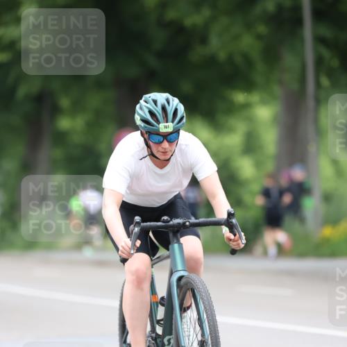 15.06.2025 - 7 Türme Triathlon Yannick Fuchs http://msf.ph/oto/7961138 15.06.2025 13:49:40 Radfahren 514, 781, 1051, 1089 meine-sportfotos.de