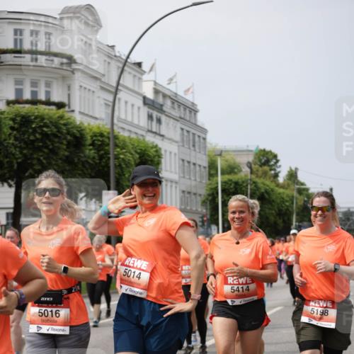 15.06.2025 - REWE Women's Run Jannik Wohlers http://msf.ph/oto/7961159 15.06.2025 09:46:02 Laufen 5016, 21, 5014, 55, 5414, 5198 meine-sportfotos.de